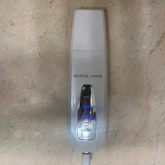 Dermascrape Ultrasonic Skin Scrubbing & Skin Care Enhancing Tool
NURSE JAMIE - Picture 3 of 5